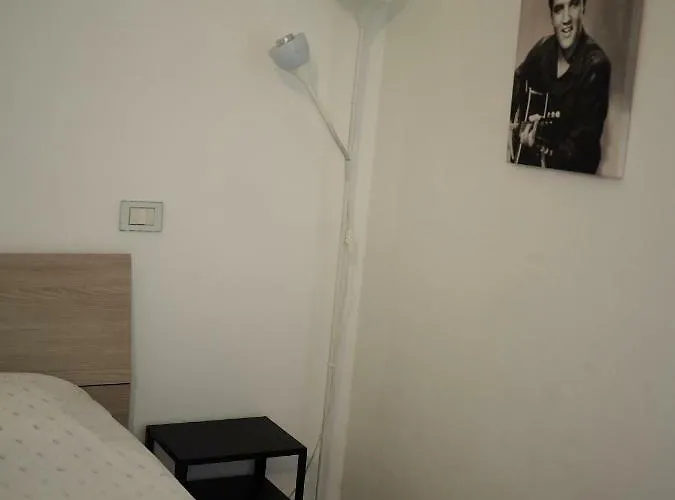 Apartment In Centro Storico, Vicino Stazione E Al Mare Rimini