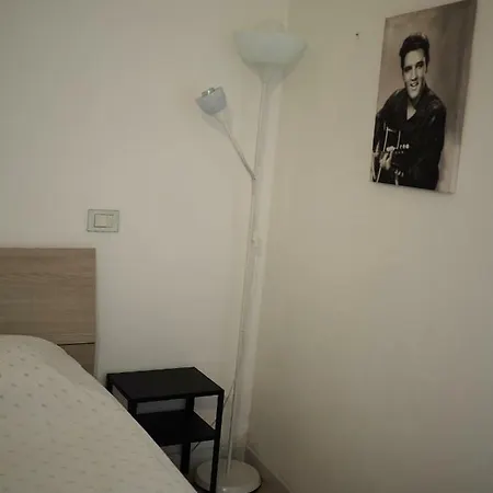 דירה In Centro Storico, Vicino Stazione E Al Mare רימיני