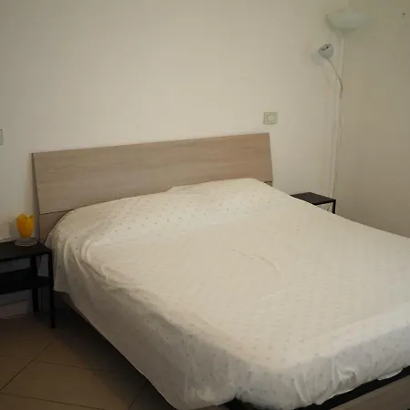 In Centro Storico, Vicino Stazione E Al Mare Appartement